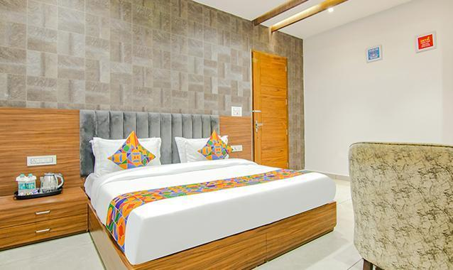 fabhotel royal mapple