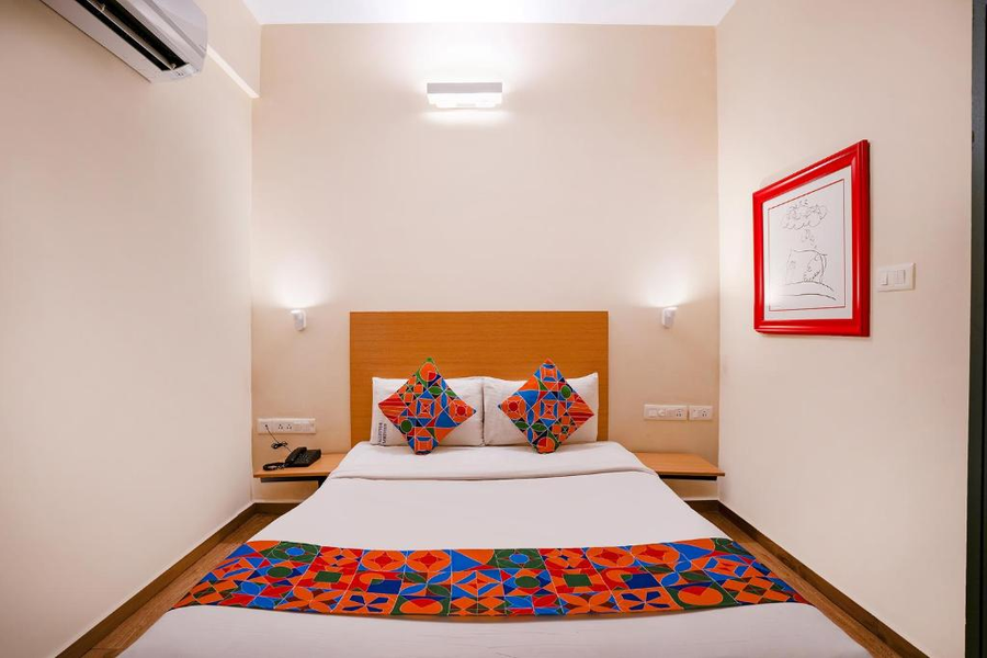 fabhotel ratna regency