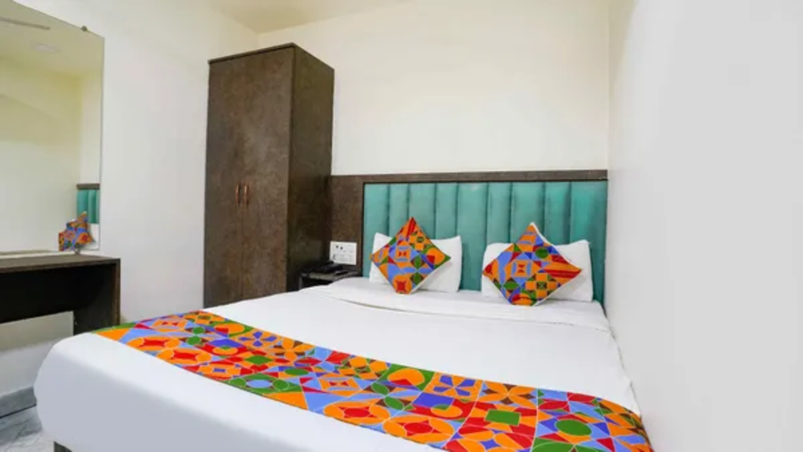 Fabhotel B Town,,3 star