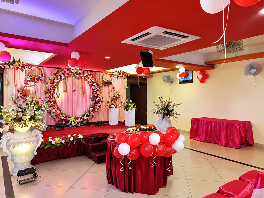 Hotel Sunshine Inn,Ravi Nagar, Mughalsarai Railway Settlement, Uttar Pradesh 232101,3 star