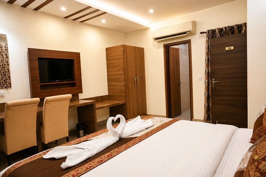 Hotel Sunshine Inn,,3 star
