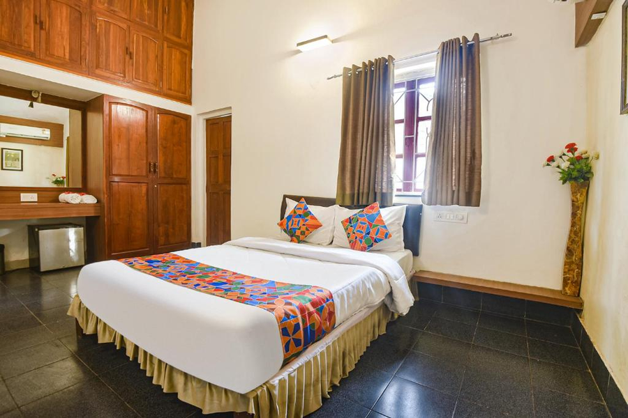 via royal baga residency