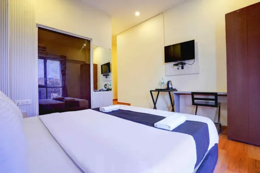 fabhotel freedom star