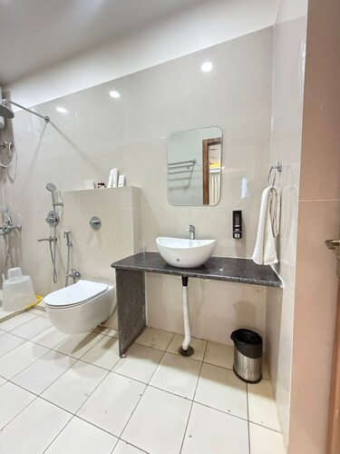 bisaka hotels