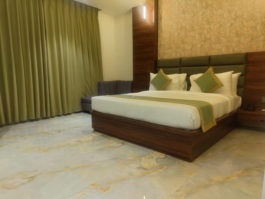 wormwood synergy hotels varanasi