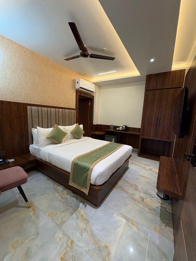 wormwood synergy hotels varanasi