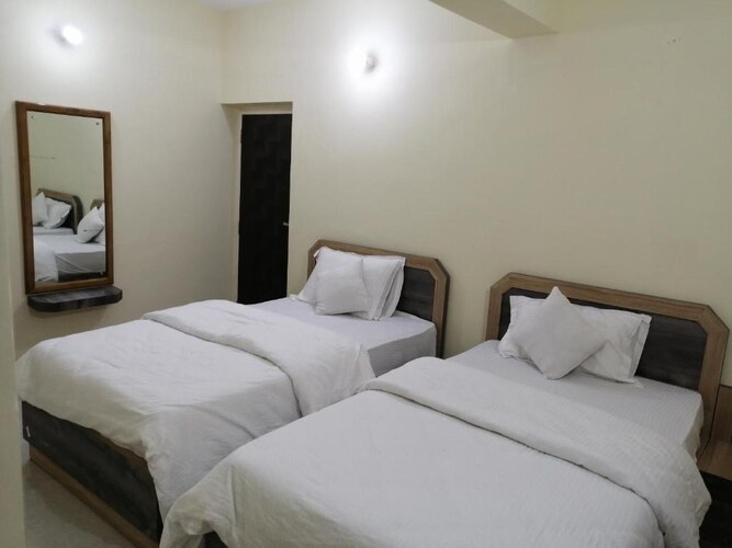hotel nageshwar palace