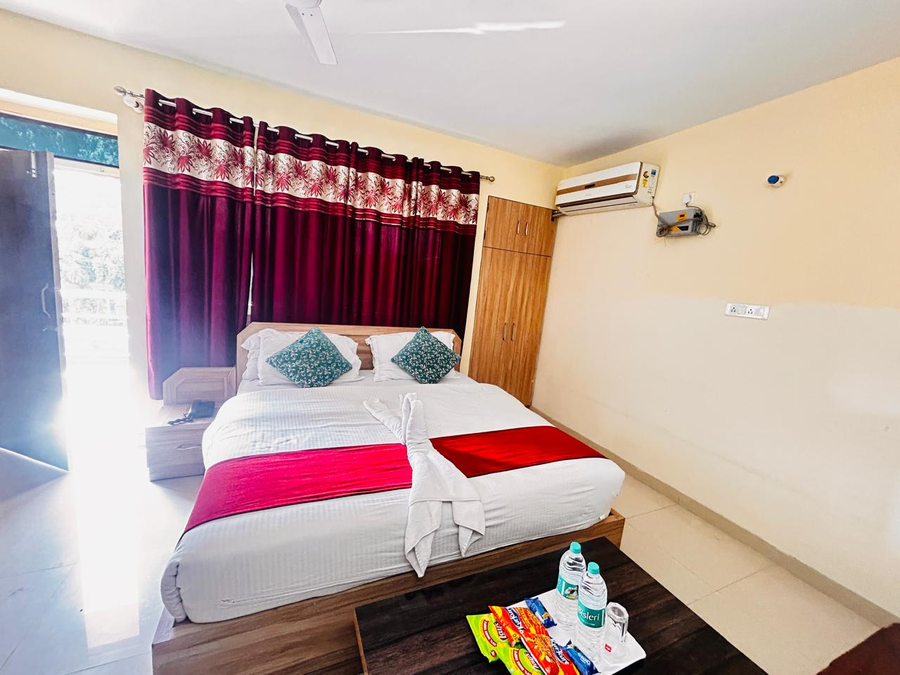 hotel nageshwar palace