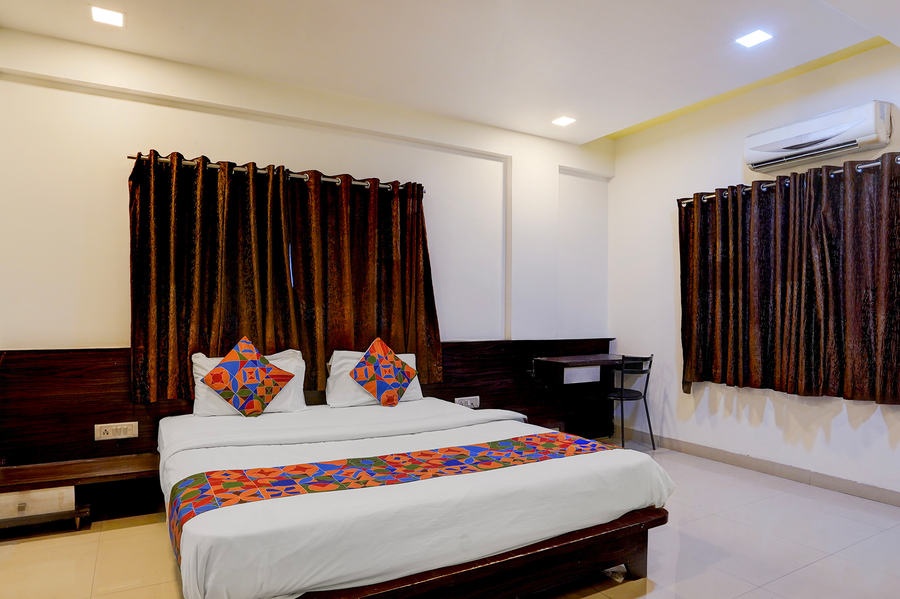 via paradise stay inn