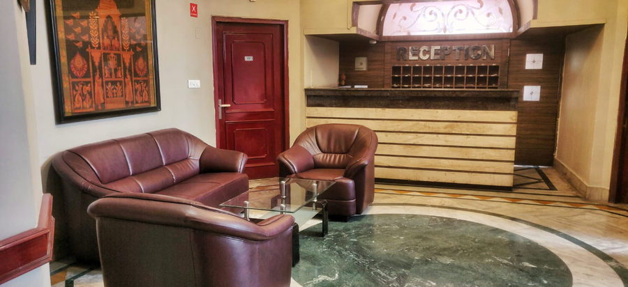 Hotel Bandhan,Indra Nagar,3 star