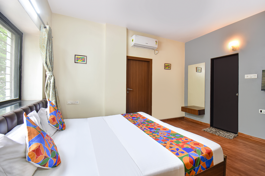 fabhotel mv galaxy