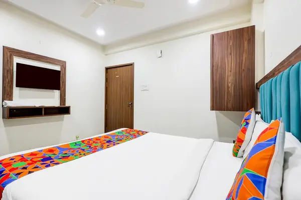 fabhotel ar executive