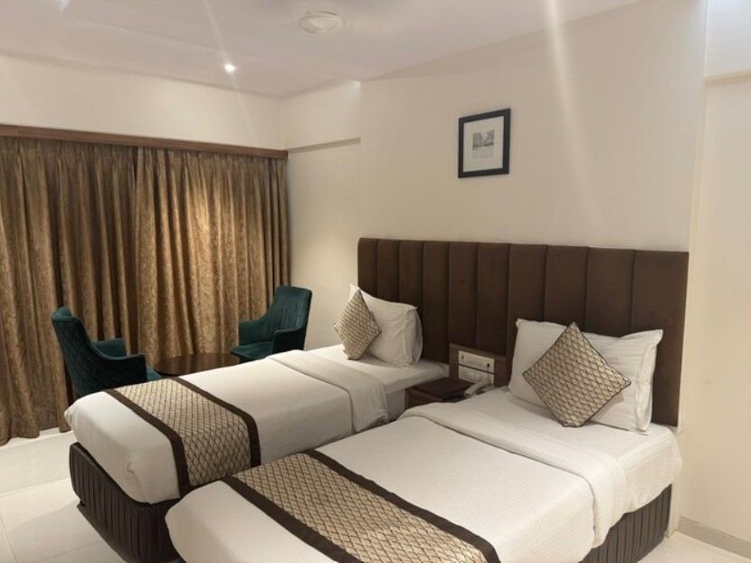 hotel pacific residency