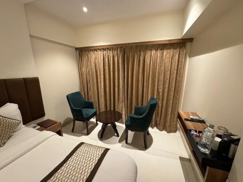 hotel pacific residency