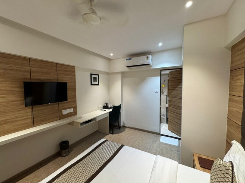 hotel pacific residency