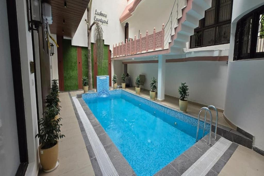 lucknow courtyard