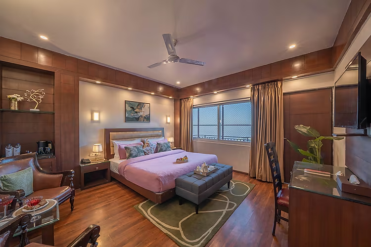 perfectstayz premium the pride near mall road