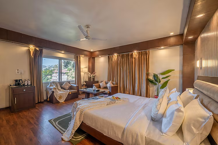 perfectstayz premium the pride near mall road