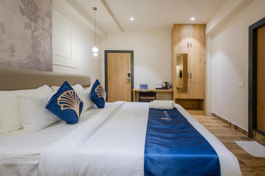 elvo suites madhapur hitec city