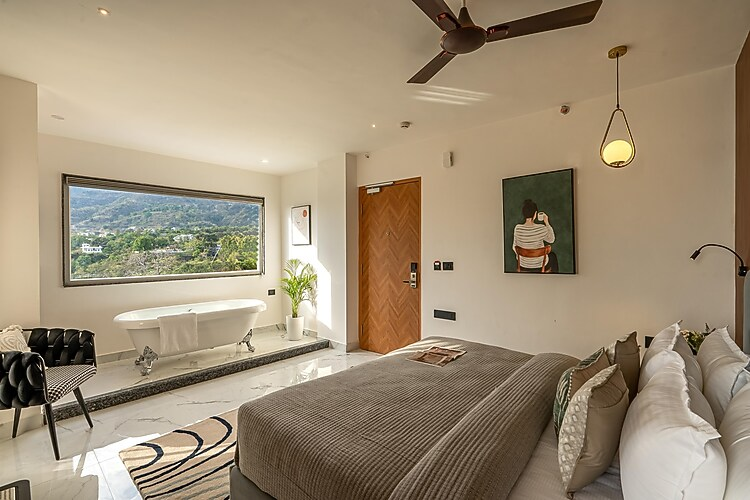 perfectstayz premium aurevva rajpur road