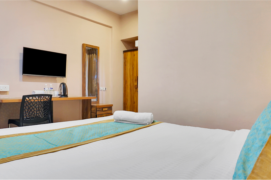 fabhotel shravani residency