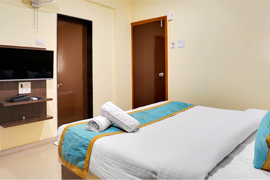 fabhotel shravani residency