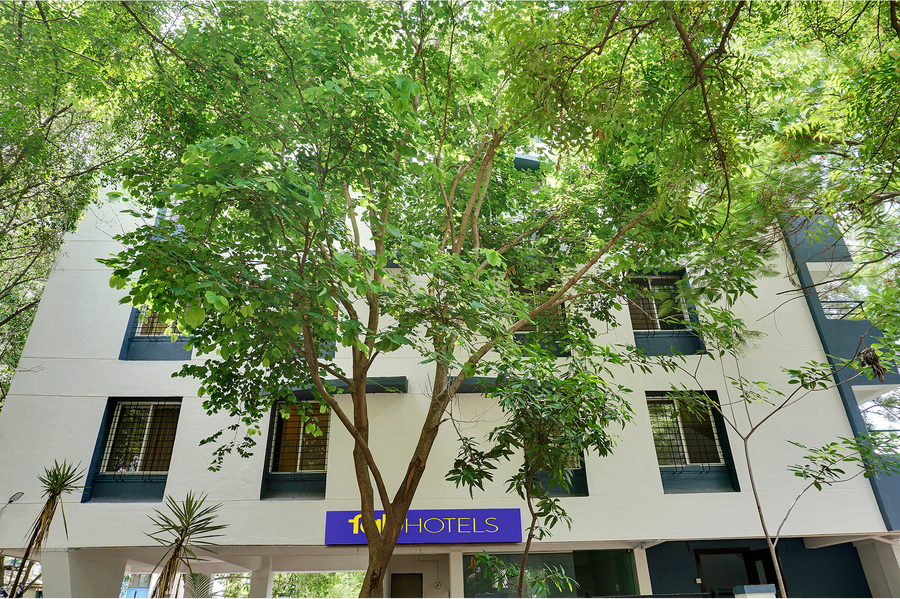 fabhotel shravani residency