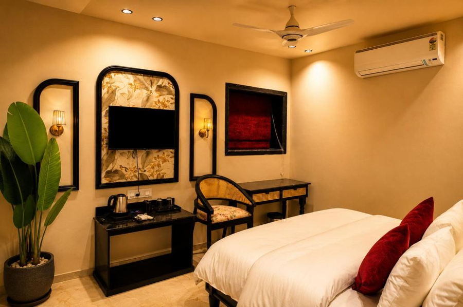 hotel casa brij boutique near nakki lake mount abu