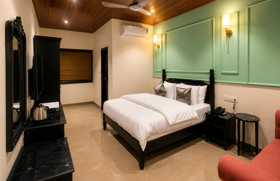 casa aura resort