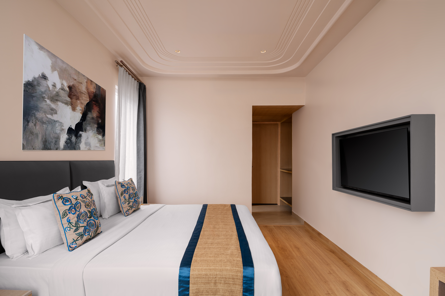 8fold by larisa amritsar heritage walk a unit of crescent park