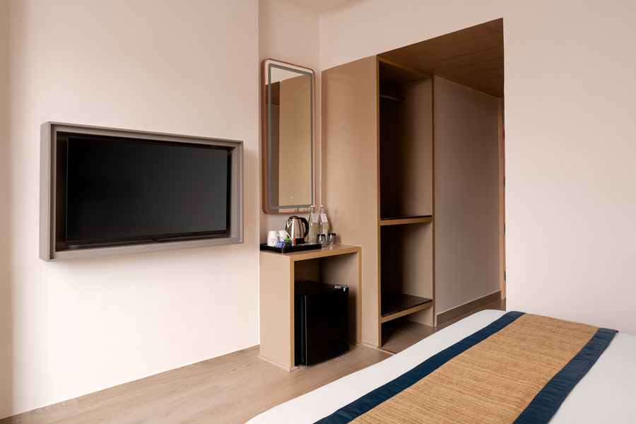 8fold by larisa amritsar heritage walk a unit of crescent park
