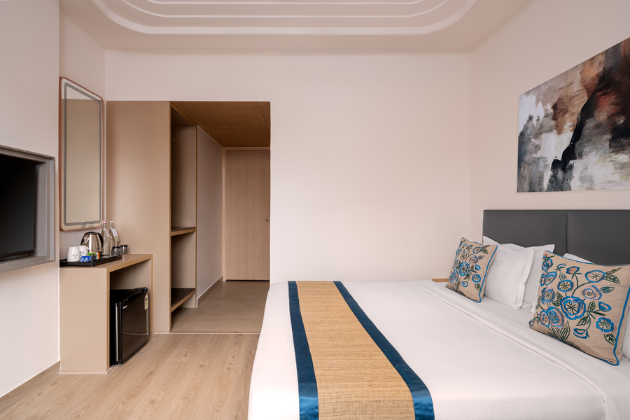8fold by larisa amritsar heritage walk a unit of crescent park