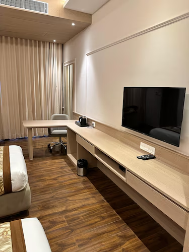 the atrium m g marg