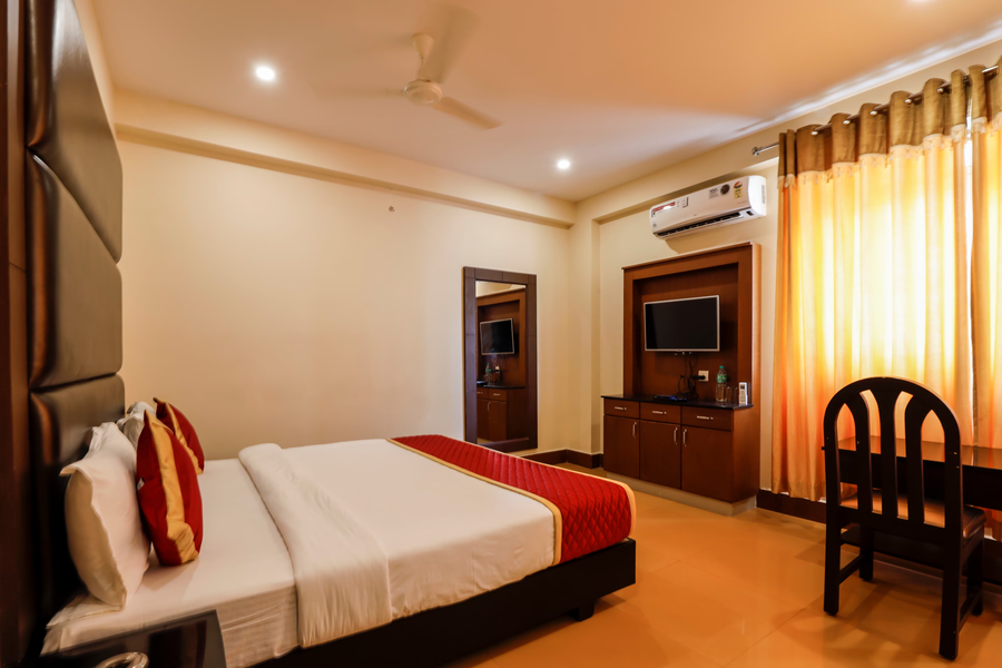 hotel pioneer paradise
