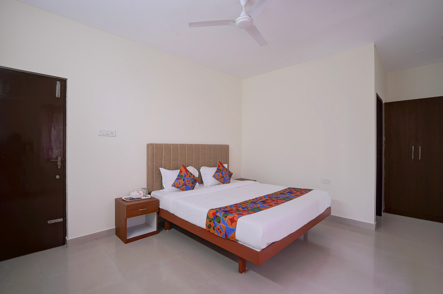 fabhotel sri aditya inn