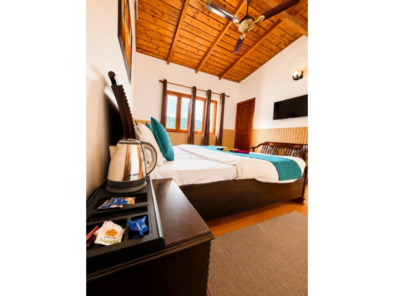 aesquire home stay by trahes haven