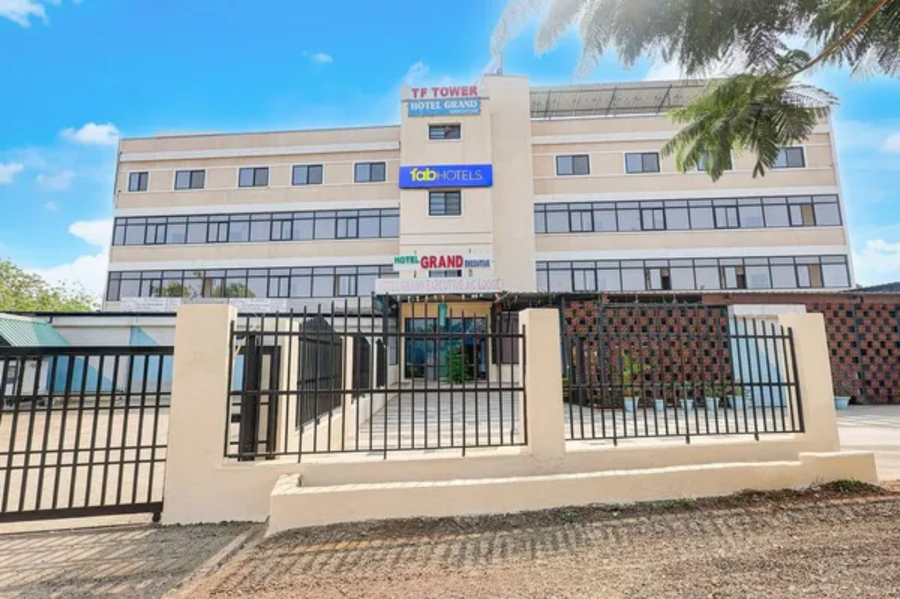 fabhotel grand executive