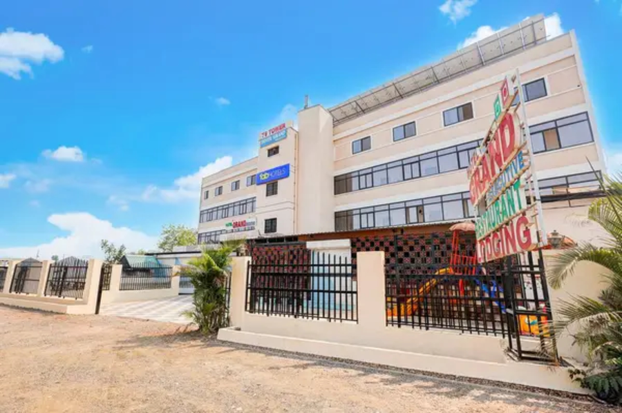 fabhotel grand executive