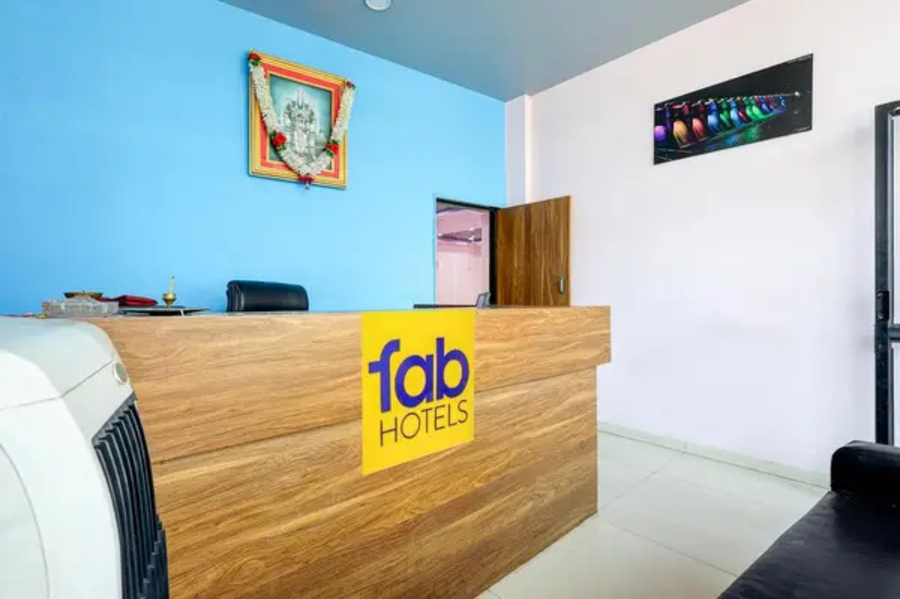 fabhotel grand executive