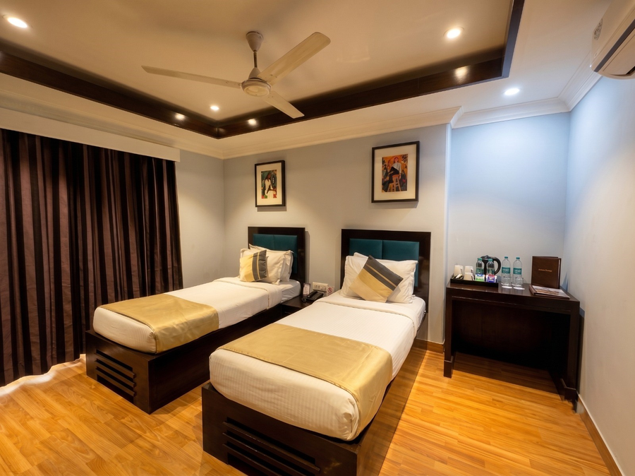 asar safdarjung hotel