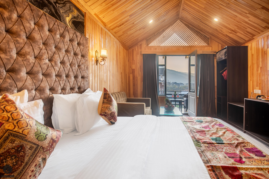 classy castle pahalgam