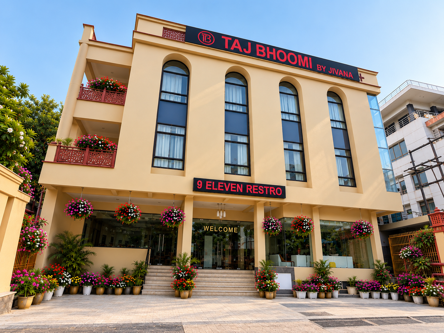 Taj Bhoomi By Jivana,Tajganj,3 star