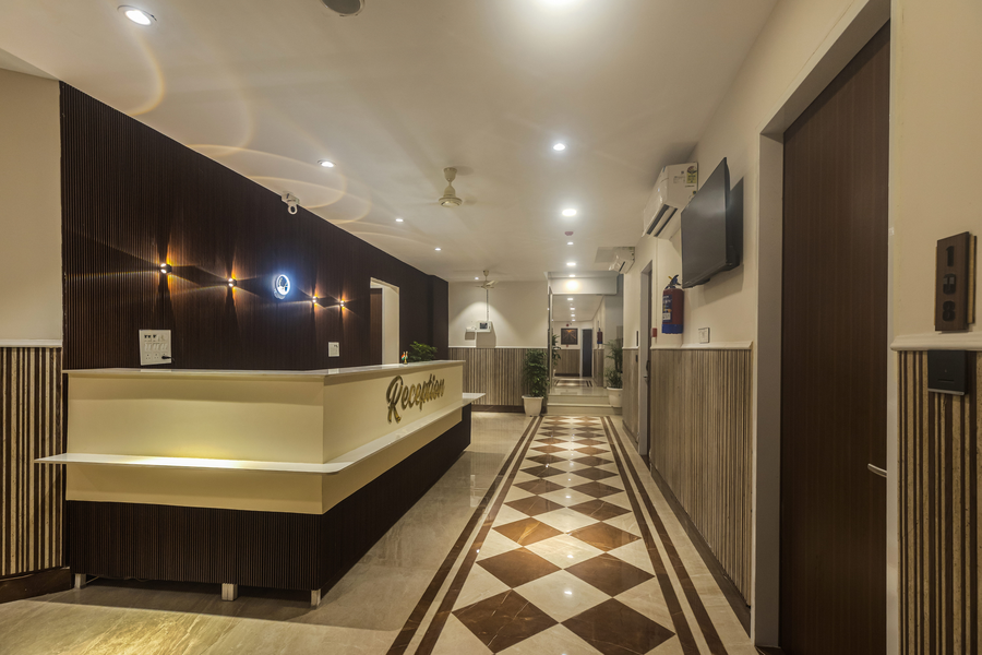 Hotel Golden Orange,,3 star