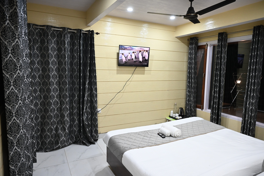 iktara inn homestay ghorakhal