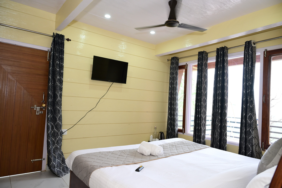 iktara inn homestay ghorakhal