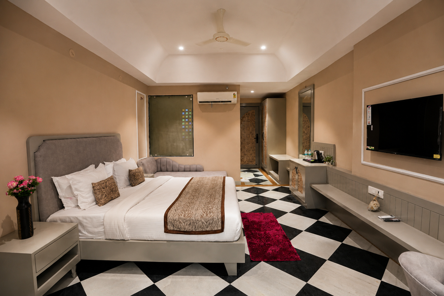 the hari mahal a luxury hotel in udaipur