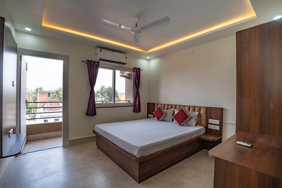 hotel shivpriya palace