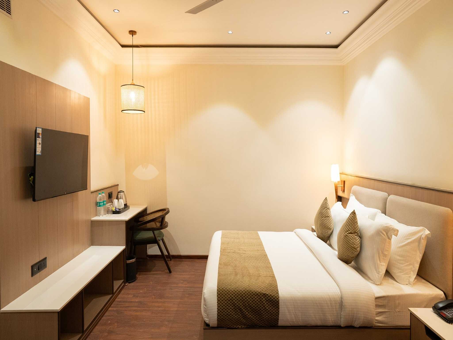 palette hotel by checkin amritsar city centre