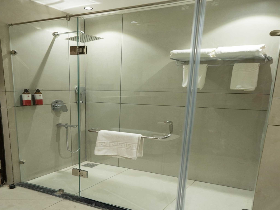 palette hotel by checkin amritsar city centre