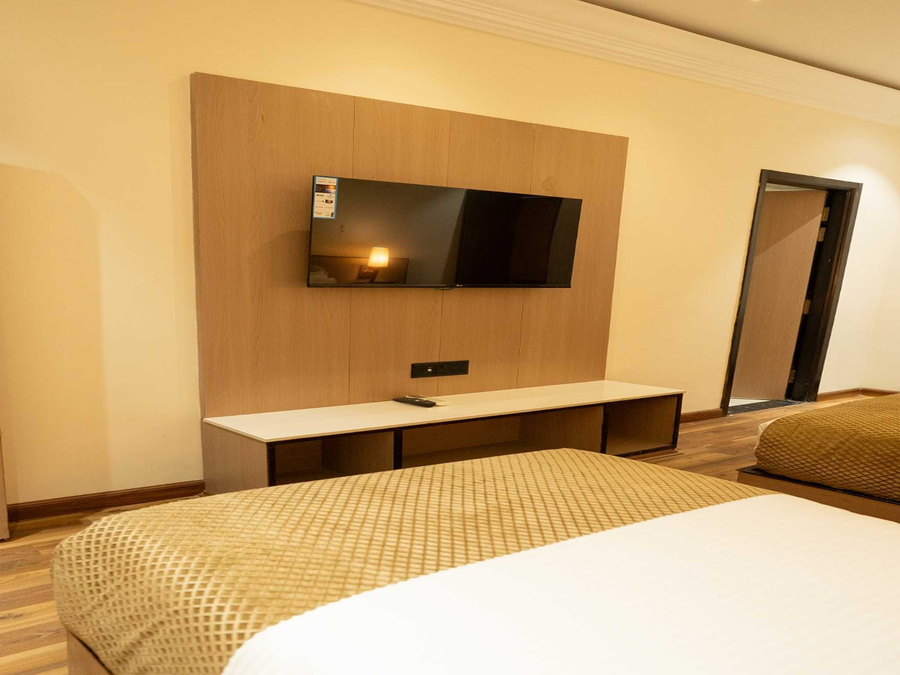 palette hotel by checkin amritsar city centre